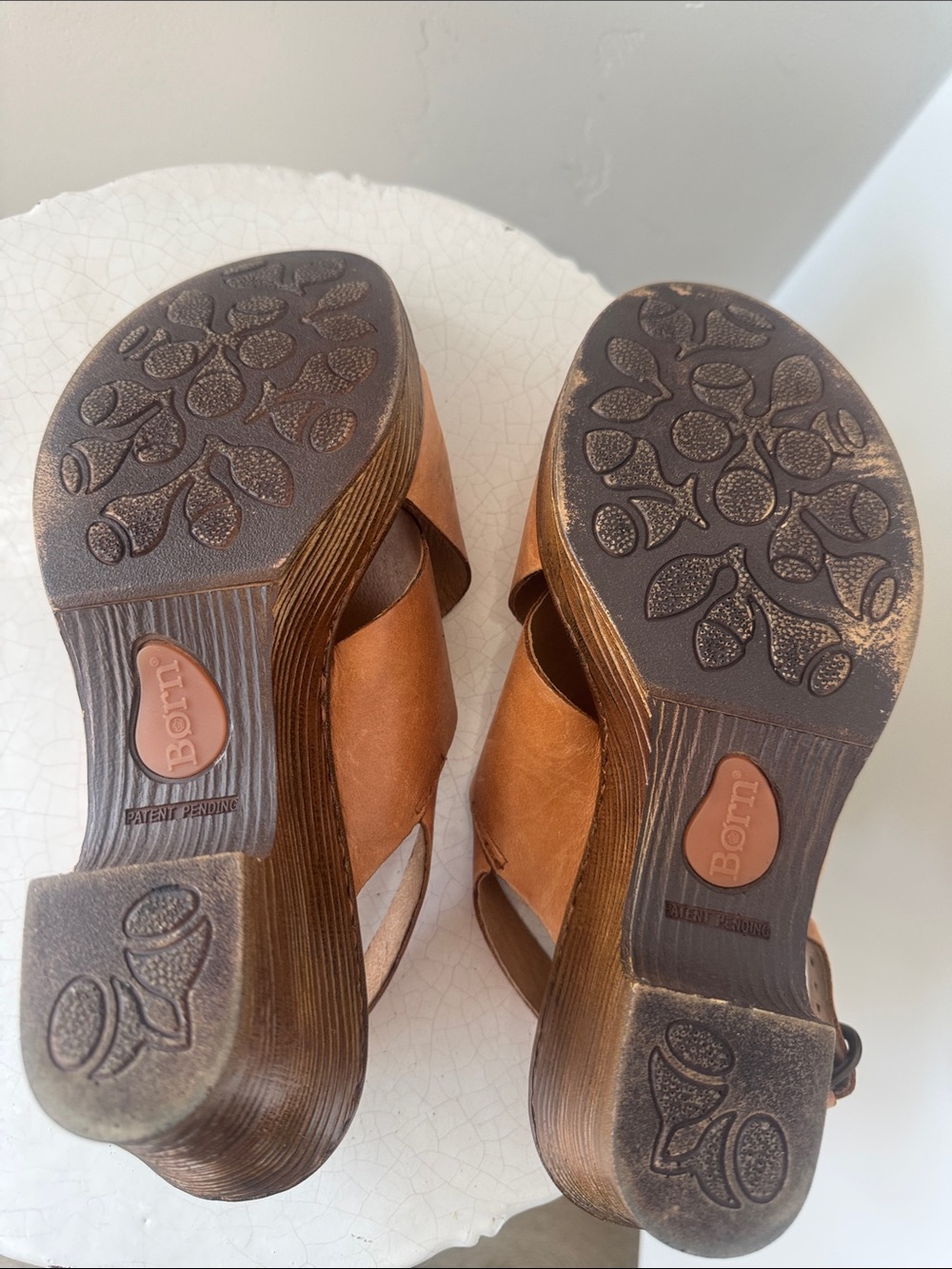 Born Women's Tan Camel Leather Crossover Slingback Sandals Platform Size 10 EUC - Picture 8 of 12